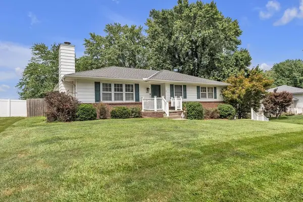 5001 Stonecrest Terrace, St Joseph, MO 64506