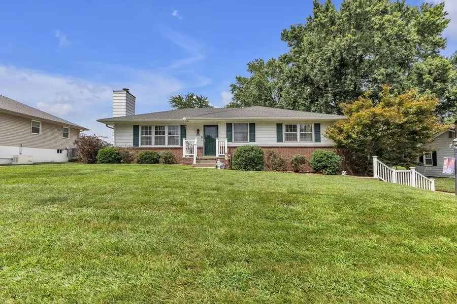 5001 Stonecrest Terrace, Saint Joseph, MO 64506 - #2