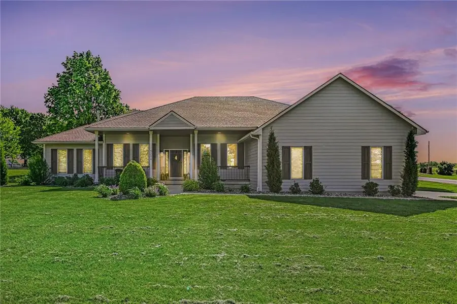 4204 SE Wingate Circle, Blue Springs, MO 64014 - #2