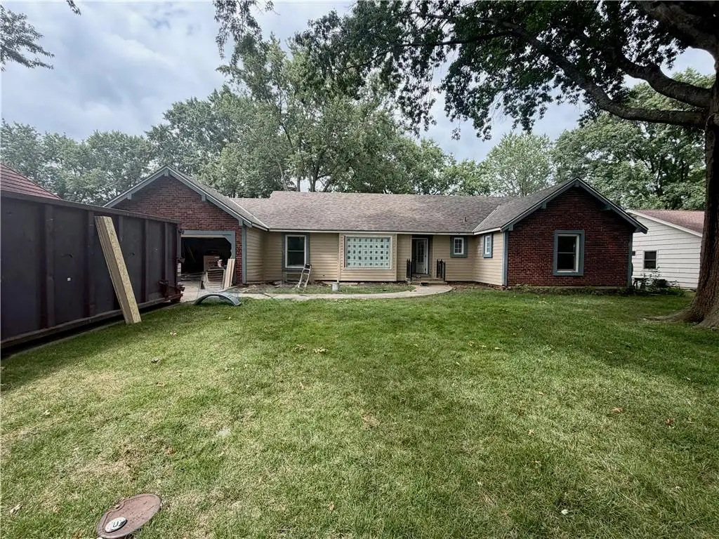 7700 W 98th Terrace, Overland Park, KS 66212 - #1
