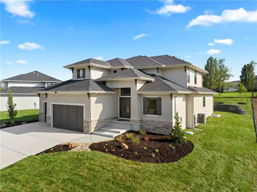 511 Turnbridge Drive, Raymore, MO 64083 - #3