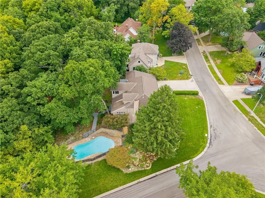 1340 Camelot Drive, Liberty, MO 64068 - #3