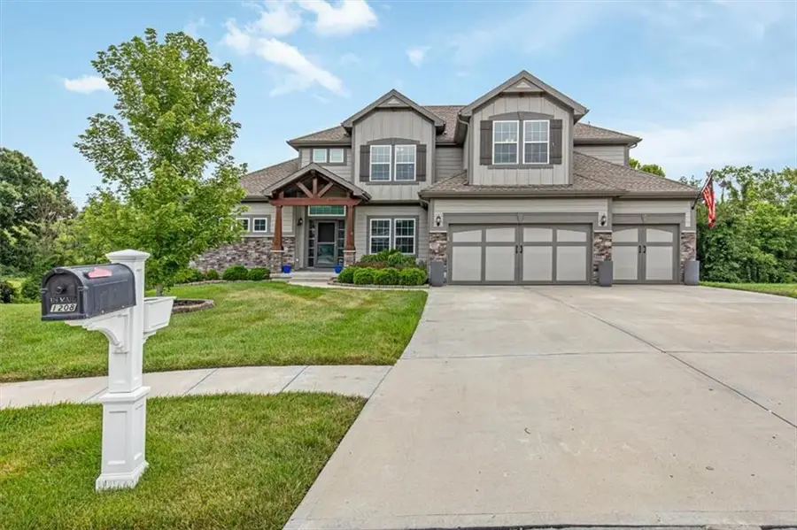 1208 N Silverleaf Court, Liberty, MO 64068 - #2