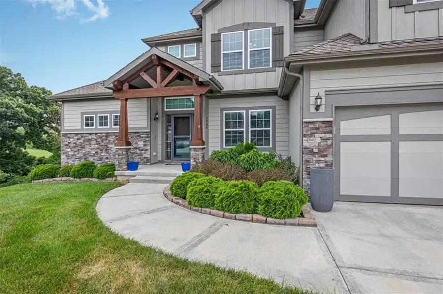1208 N Silverleaf Court, Liberty, MO 64068 - #3