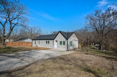5227 N Merrimac Avenue, Kansas City, MO 64151 - #2