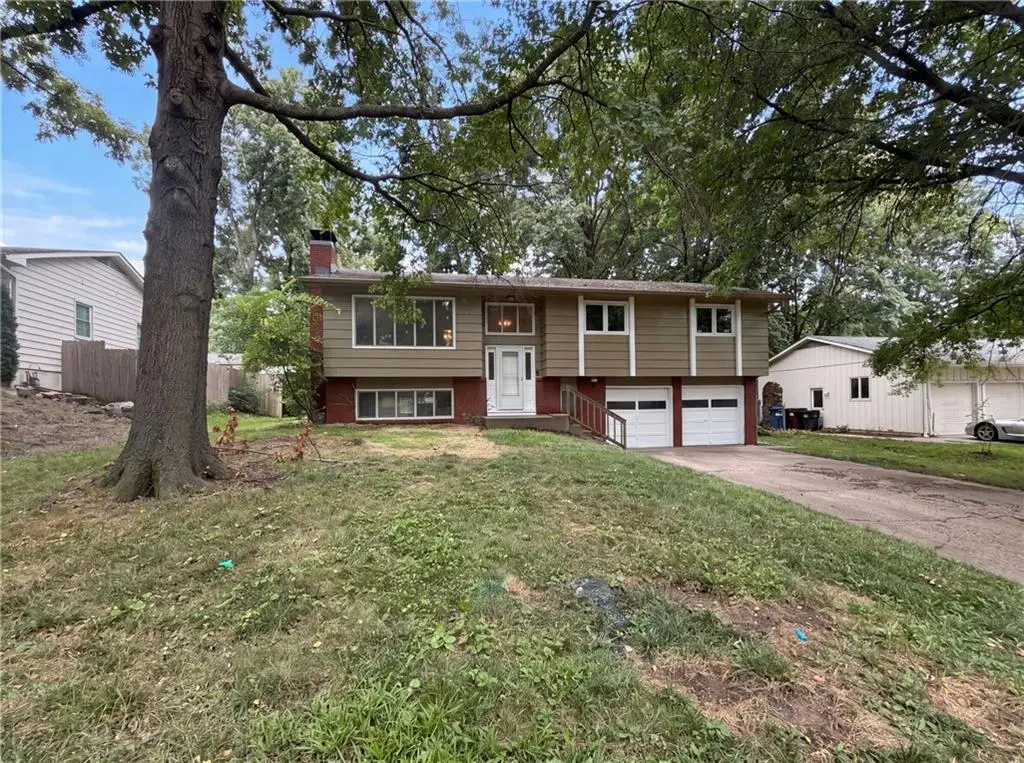 2909 Sagebrush Drive, Lawrence, KS 66047 - #1