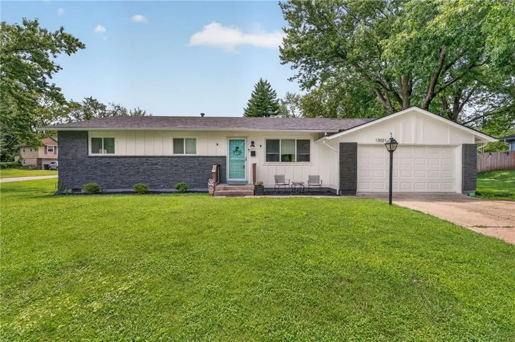 13021 E 40th Terrace S, Independence, MO 64055 - #1