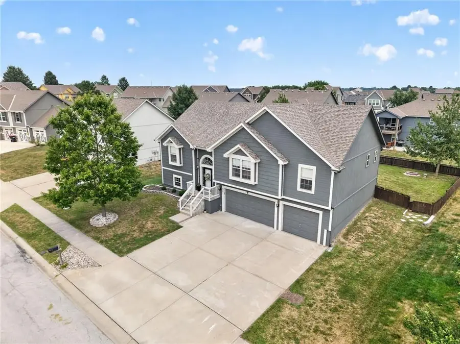 901 N Birch Street, Kearney, MO 64060 - #3