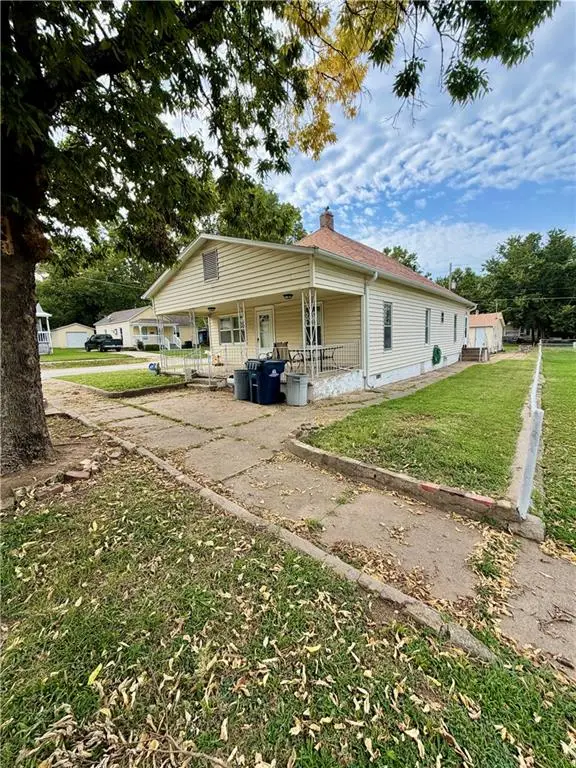 800 E Hill Street, Independence, KS 67301 - #2