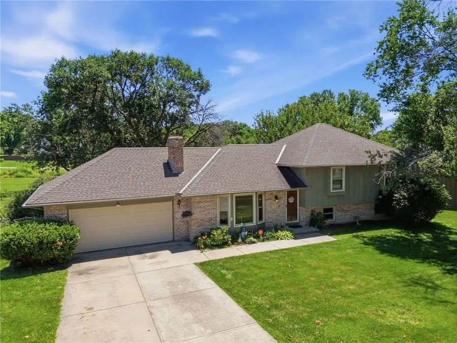 503 S Park Drive, Raymore, MO 64083 - #3