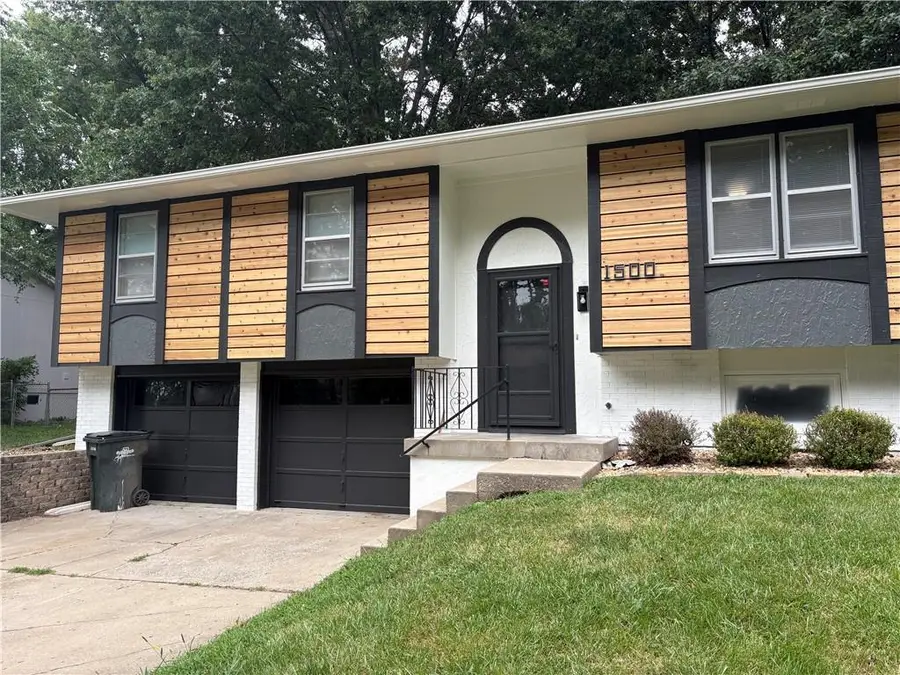 1500 NW 50th Street, Blue Springs, MO 64015 - #2