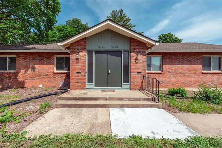 8021 Holmes Road, Kansas City, MO 64131 - #3