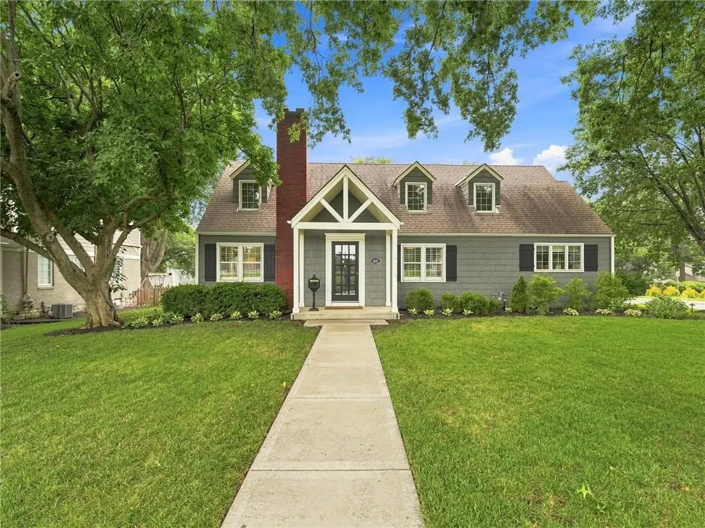 2625 W 50th Street, Westwood, KS 66205 - #1