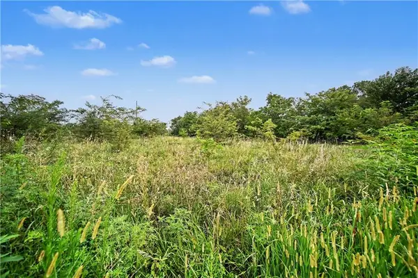 20136 Antioch Road, Bucyrus, KS 66013
