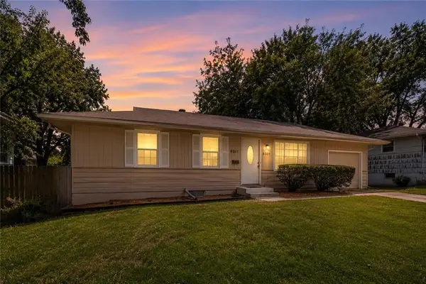 6307 E 154th Terrace, Grandview, MO 64030
