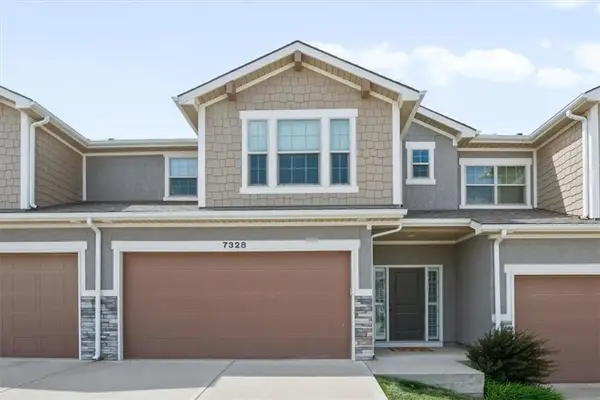 7328 Aaron Street, Parkville, MO 64152