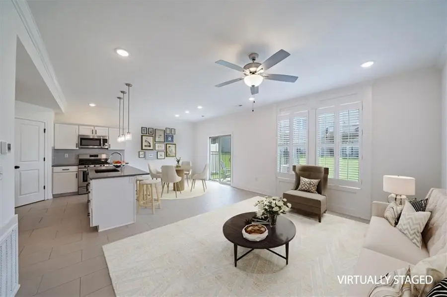 7328 Aaron Street, Parkville, MO 64152 - #3