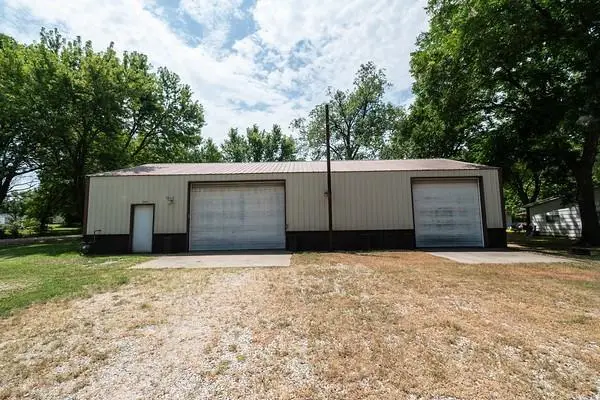 501 W Main Street, Tyro, KS 67364