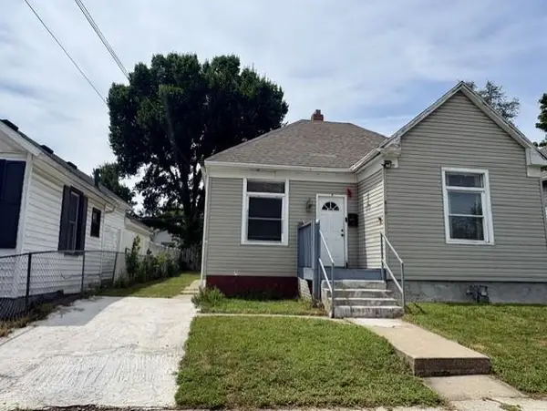 824 Warsaw Avenue, St Joseph, MO 64507