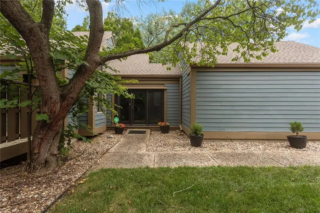 331 Westwoods Circle, Liberty, MO 64068 - #1