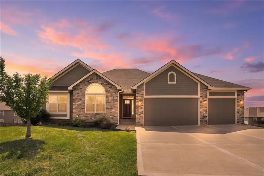 601 Englewood Drive, Kearney, MO 64060 - #2