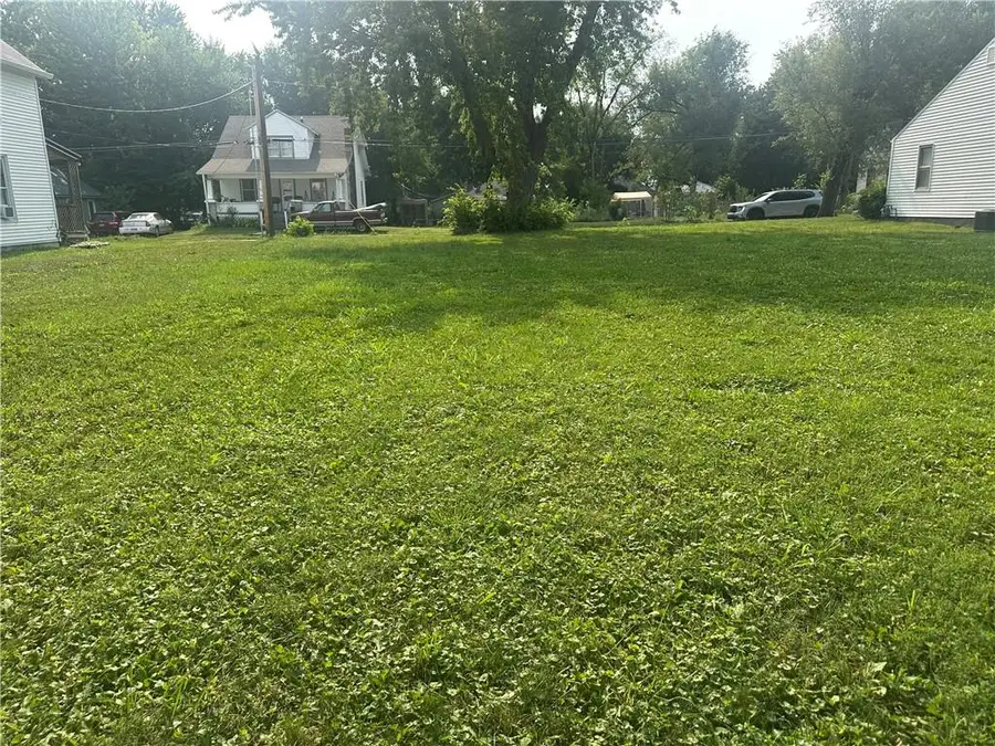 903 Woodward Street, Chillicothe, MO 64601 - #3
