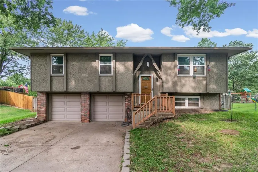 1905 S Speas Drive, Blue Springs, MO 64014 - #2