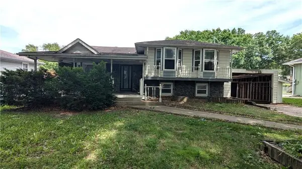 1209 SW Madison Street, Lee's Summit, MO 64081