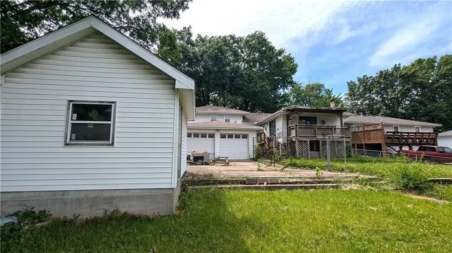 1209 SW Madison Street, Lees Summit, MO 64081 - #3