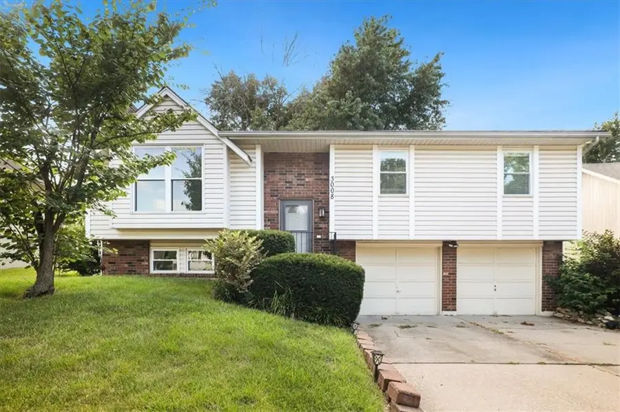 3008 S Bryn Mawr Drive, Independence, MO 64057 - #2