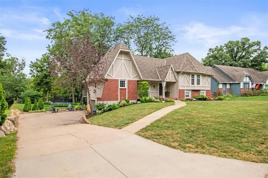 4524 NW Bramble Trail, Lees Summit, MO 64064 - #2
