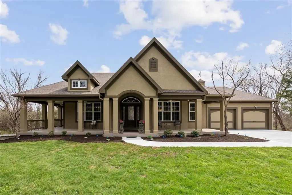 9885 Edgerton Road, De Soto, KS 66018 - #1