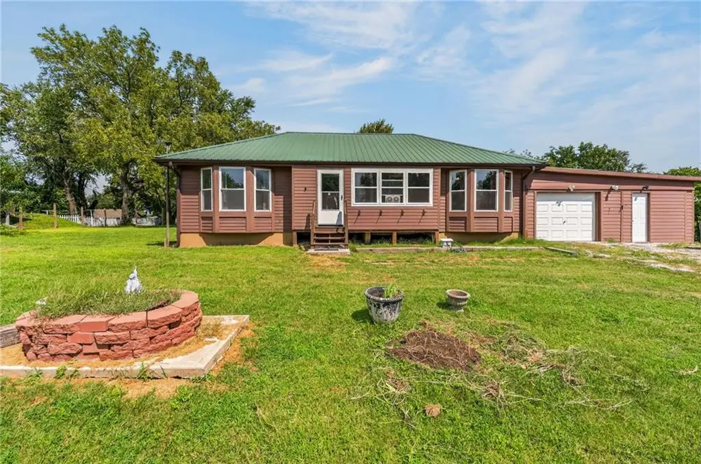 305 E Elm Street, Polo, MO 64671 - #1