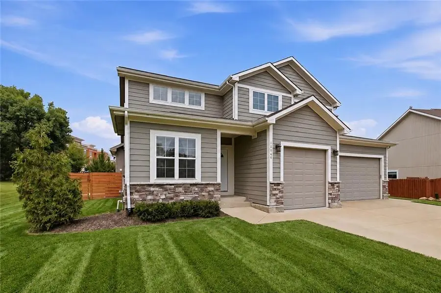 10906 W 115th Street, Overland Park, KS 66210 - #2
