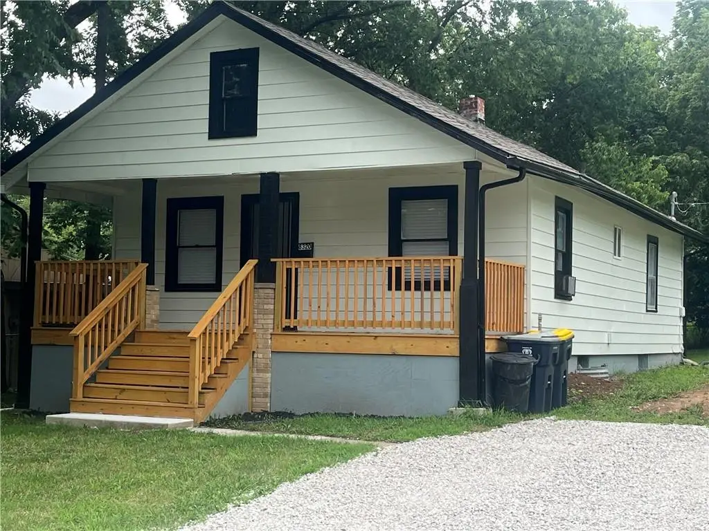 8320 Wabash Avenue, Kansas City, MO 64132 - #1