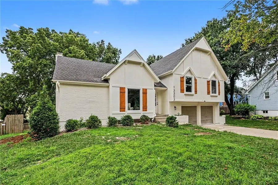 13303 W 105th Street, Lenexa, KS 66215 - #3