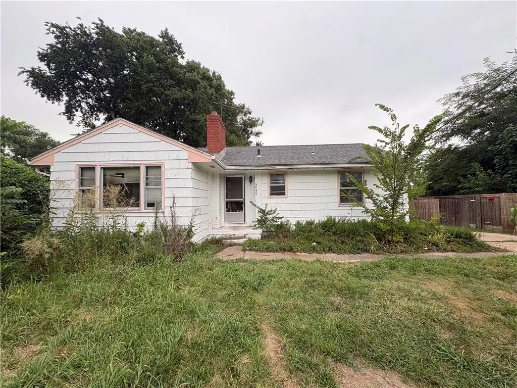5049 N Brighton Avenue, Kansas City, MO 64119 - #1