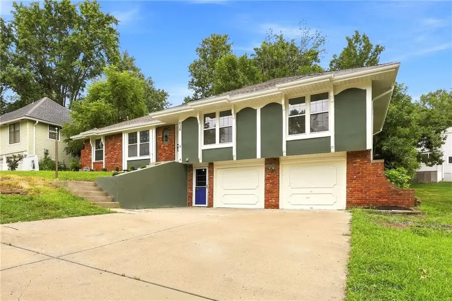 838 NW 69 Th Place, Kansas City, MO 64118 - #3