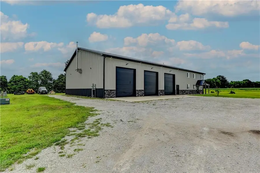 34705 E Mabry Road, Buckner, MO 64016 - #3