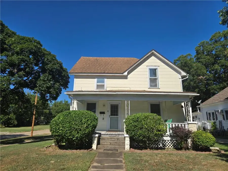 1101 N Pennsylvania Avenue, Independence, KS 67301 - #2