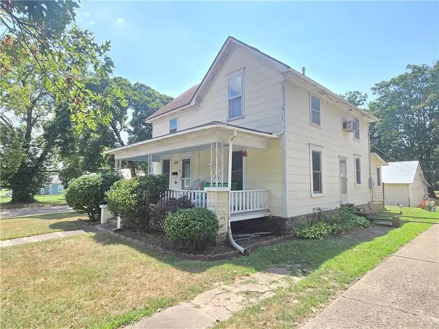 1101 N Pennsylvania Avenue, Independence, KS 67301 - #3