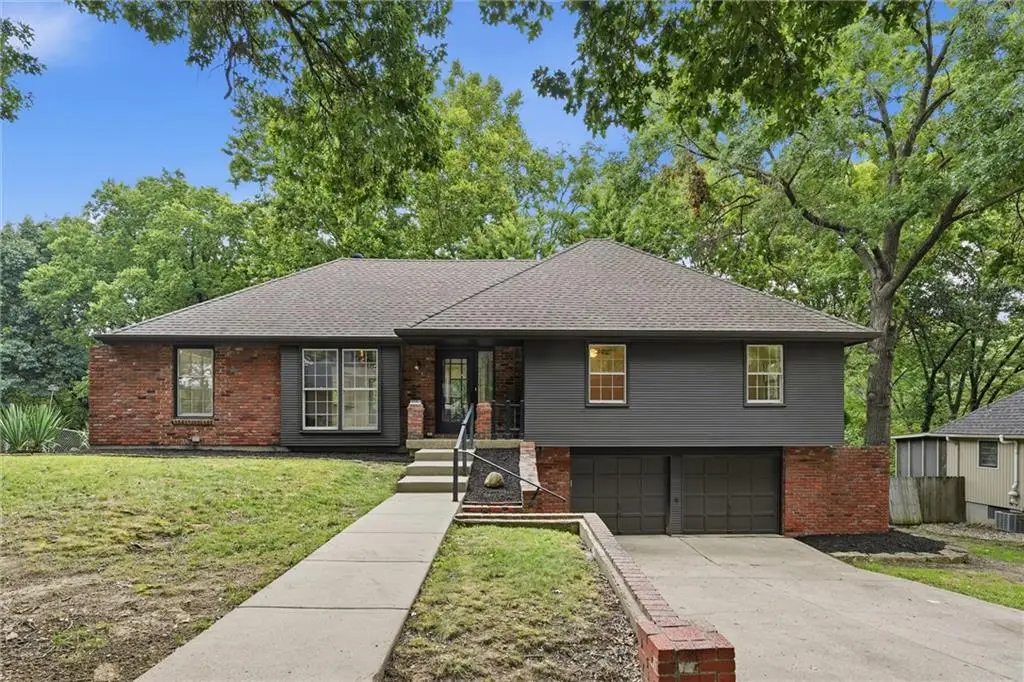 4606 NW 83rd Street, Kansas City, MO 64151 - #1