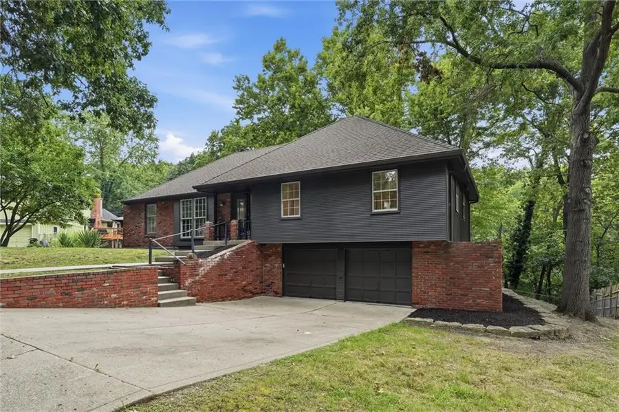 4606 NW 83rd Street, Kansas City, MO 64151 - #2