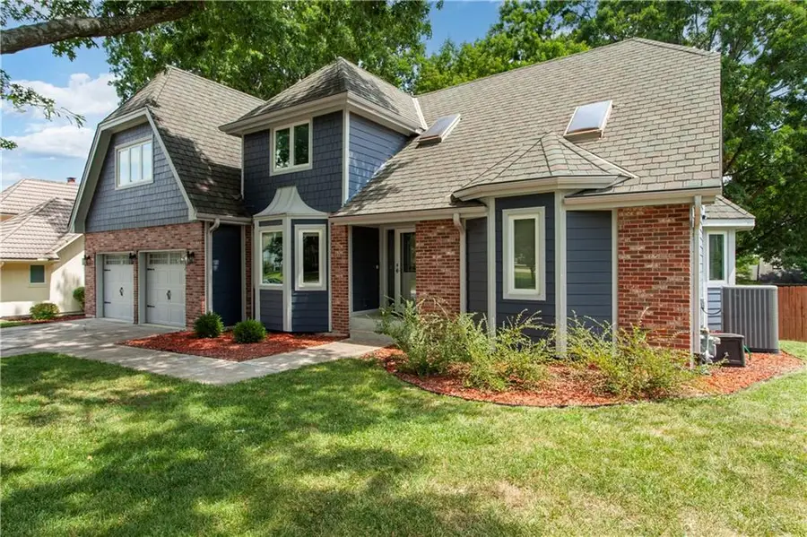 4401 NE Hoit Drive, Lees Summit, MO 64064 - #2