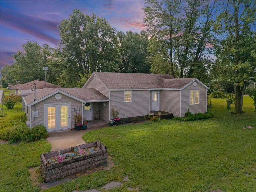 201 S Mahan Street, Lowry City, MO 64763 - #2