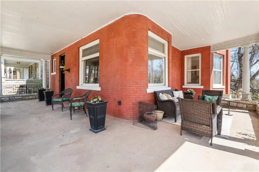 415 Benton Boulevard, Kansas City, MO 64124 - #3