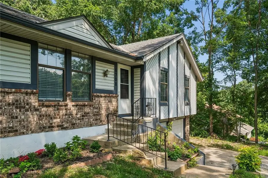6708 N Broadway Street, Kansas City, MO 64118 - #3