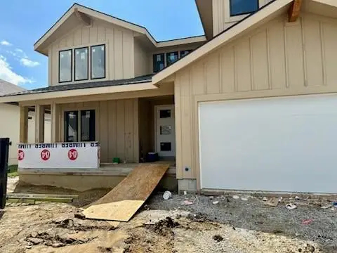 17404 Parkhill Street, Overland Park, KS 66221 - #2