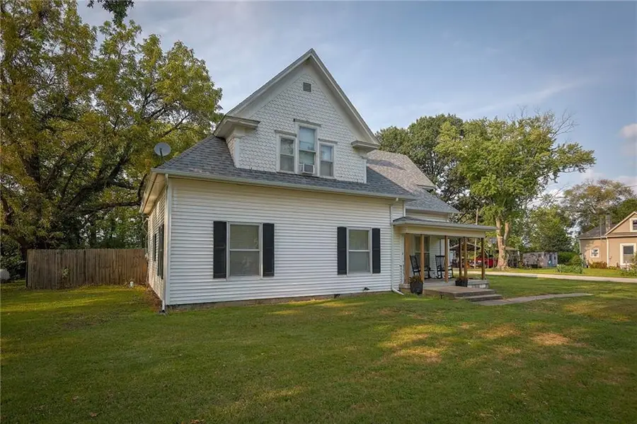 100 W Hortense Street, Orrick, MO 64077 - #3