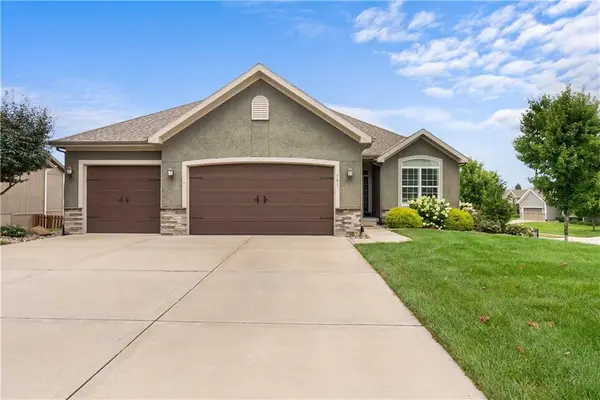701 SW Elizabeth Street, Blue Springs, MO 64015